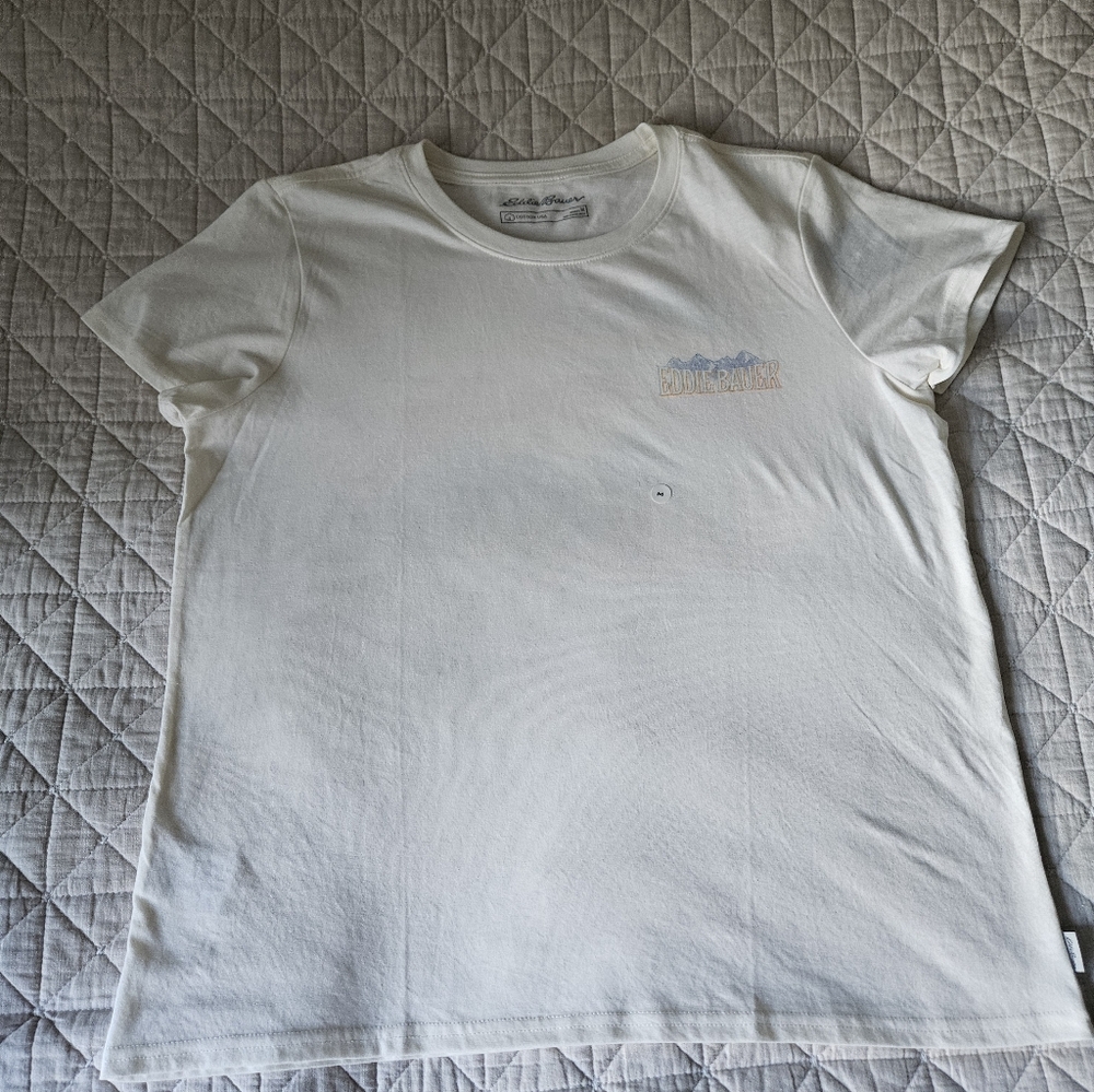 Eddie Bauer graphic tee shirt, M